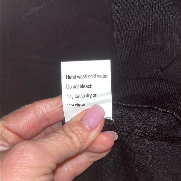 Belldini women’s Black Rabbit Fur-Trimmed Sweater NWT 3X - Picture 9 of 12